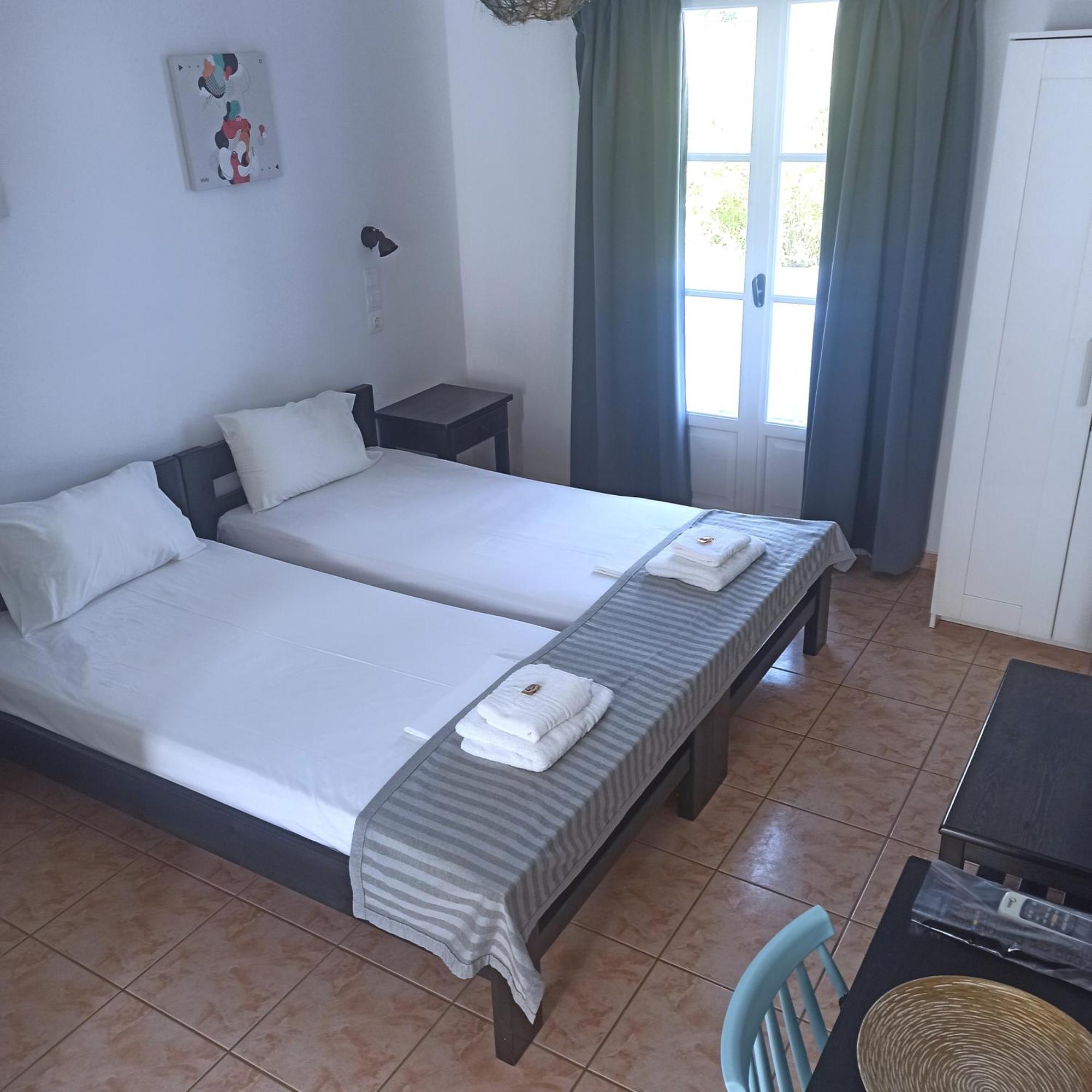 Isalos Paros 나오우사 외부 사진